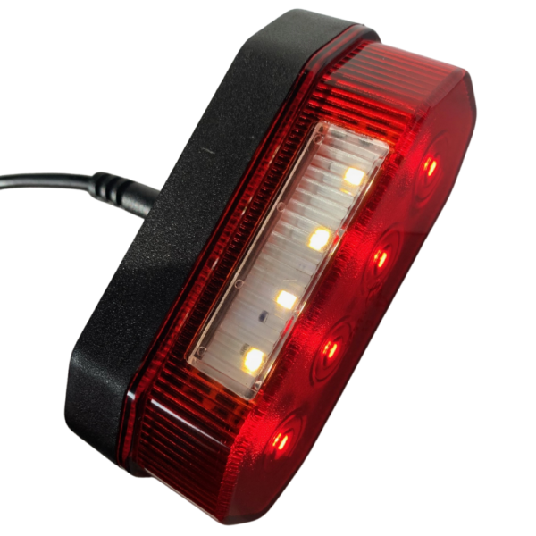 Éclaireur de plaque avec veilleuse rouge LED - connectique LI® 574024