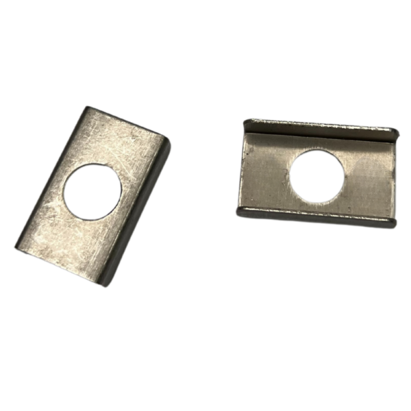 Taquet métal supplémentaire pour montage vis/écrou des feux LI® 590011